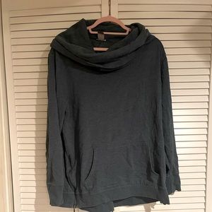 Old navy active sweatshirt